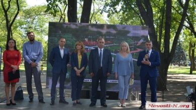 Сенкевич в Николаеве торжественно открыл детскую площадку, которую установили силами Дятлова | Корабелов.ИНФО image 5