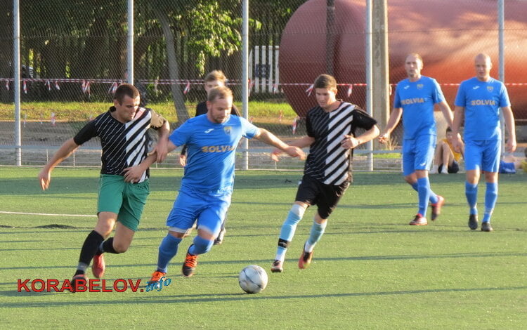Захоплююча боротьба на футбольному полі: програвши "Арарату", "Ольвія" готується до битви за "бронзу" чемпіонату м. Миколаєва | Корабелов.ИНФО image 17
