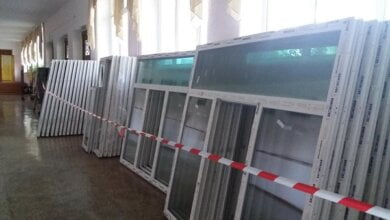 «Зачем?», - в одной из школ Николаева 345 новых металлопластиковых окон за 32,6 млн грн поменяют на более новые | Корабелов.ИНФО image 3