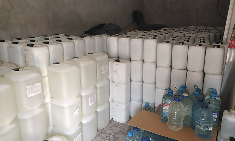 В Николаеве в гараже нашли контрафактного алкоголя на 1,5 миллиона гривен | Корабелов.ИНФО