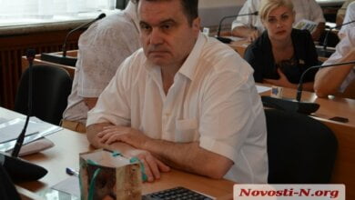 Директор рынка напал на депутата горсовета из Корабельного района | Корабелов.ИНФО