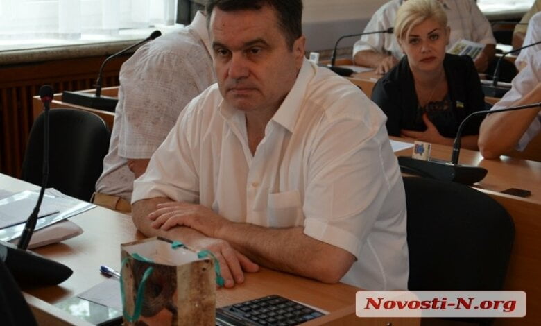 Директор рынка напал на депутата горсовета из Корабельного района | Корабелов.ИНФО