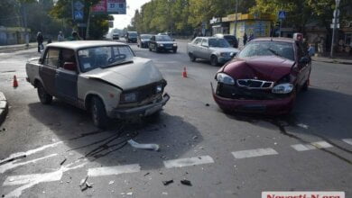 На пр. Богоявленском столкнулись «Сенс» и «Жигули» - пострадала девушка-пассажир | Корабелов.ИНФО