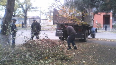 За тиждень тричі наводили лад на зупинках, двічі робили механізоване прибирання доріг у Корабельному, - звітує райадміністрація | Корабелов.ИНФО