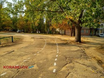 "Там не двор, а поле военных действий", - жительница Николаева - о плачевном состоянии территории вокруг школы № 33 | Корабелов.ИНФО image 8