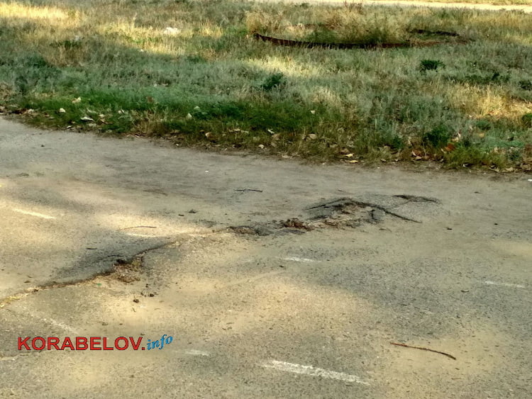 дорожка на стадионе школы № 33