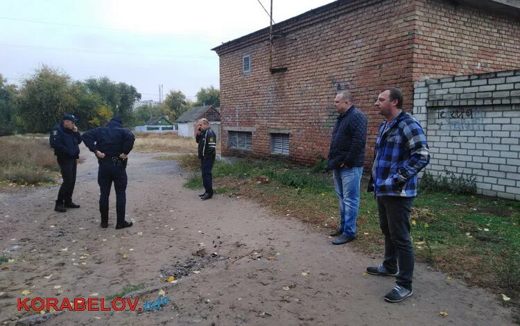 "Взяли в заложники людей из ЖЭКа и "облэнерго", доходит до драки", - жители Корабельного, оставшиеся без света (Видео) | Корабелов.ИНФО image 1