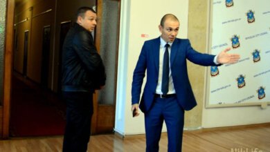 Матами и угрозами "ушатать" скандалили депутаты «Оппоблока» и «Самопомощи» в Николаеве из-за подрядчика (Видео) | Корабелов.ИНФО