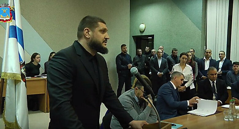 "Загнал всех под лавку": Губернатор Савченко шантажом разогнал сессию Николаевского горсовета | Корабелов.ИНФО