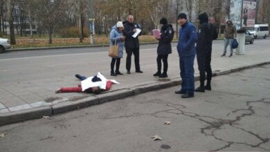 Возле железнодорожного вокзала в Николаеве нашли труп мужчины | Корабелов.ИНФО