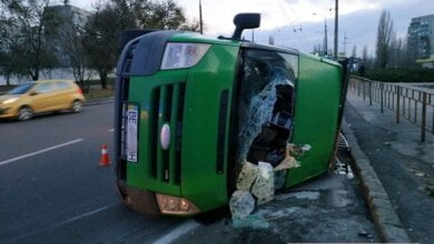Пострадал пьяный водитель: в Николаеве перевернулся микроавтобус | Корабелов.ИНФО image 2