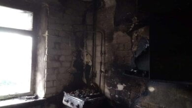 Из-за оставленной без присмотра свечи: в Николаеве во время пожара в квартире погибла 63-летняя женщина | Корабелов.ИНФО