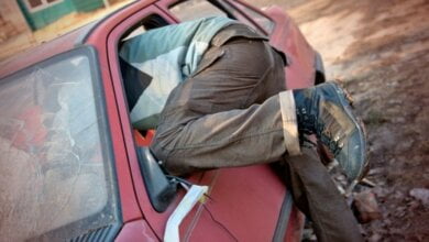 Владелец «ВАЗ» в Николаеве поймал автовора на угоне своей машины | Корабелов.ИНФО