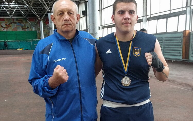 Боксер з Корабельного району взяв "срібло" чемпіонату України та потрапив до юніорської збірної | Корабелов.ИНФО image 2