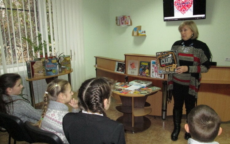 Як жити у світі, в якому є ВІЛ, - дізнавалися школярі Корабельного району Миколаєва | Корабелов.ИНФО image 1