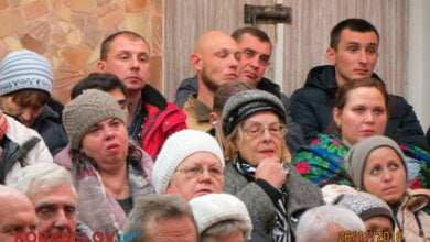 "Вы умываете руку, где должны приложить ее": встреча жителей Корабельного района с Сенкевичем началась со скандала (Видео) | Корабелов.ИНФО image 6