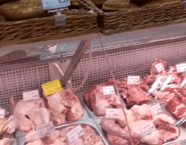 «Можно кашлять, чихать над продуктами», - магазин в Корабельном районе обвиняют в нарушении санитарных норм | Корабелов.ИНФО image 3