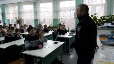 Школярам в Корабельному районі розповіли про кримінальну відповідальність за крадіжки, шахрайство та інше | Корабелов.ИНФО image 1