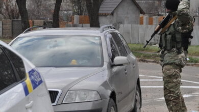 "Тормозят всех подряд, направляют ствол автомата на водителей", - недовольный постовыми в Корабельном районе Николаева | Корабелов.ИНФО