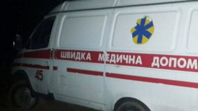 «Скорая» увязла в болоте на дороге в Корабельном районе - выручали спасатели | Корабелов.ИНФО