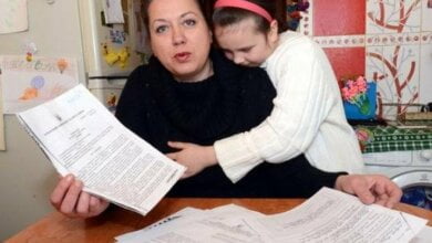 Украинка взяла кредит на мобильный — и осталась без 3-комнатной квартиры | Корабелов.ИНФО