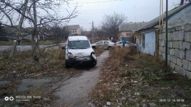 ДТП в Корабельном: столкнулись "Рено" и "Джилли", пассажирка госпитализирована | Корабелов.ИНФО