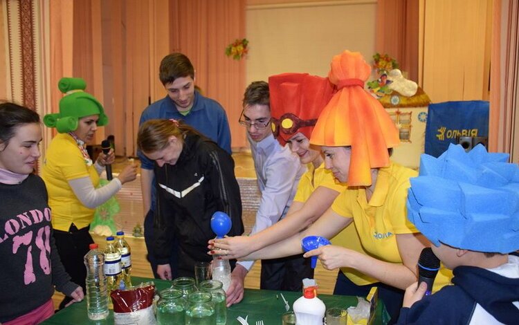 "Фиксики" из Молодёжной Организации "Ольвия" навестили особенных детей с "Программой Научных Экспериментов" | Корабелов.ИНФО image 6