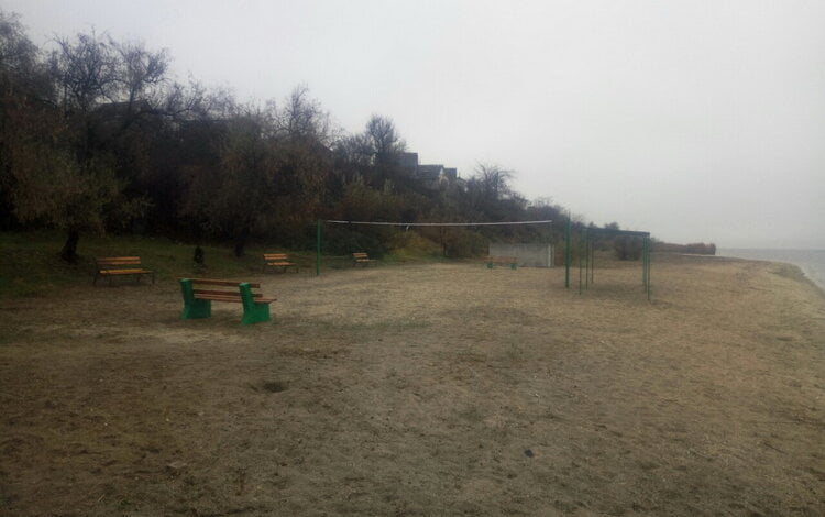 «Шикарна площадка для пляжного волейболу» майже за 170 000 грн з міського бюджету з'явилася в Корабельному районі | Корабелов.ИНФО image 1