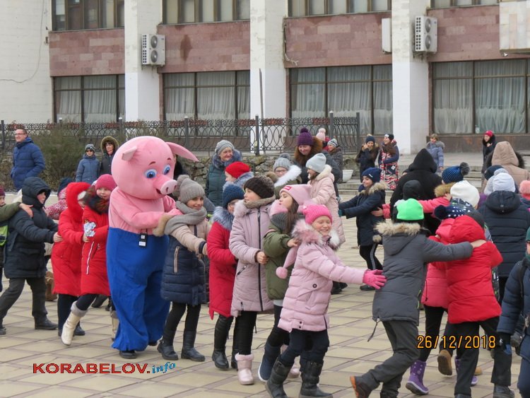 відкриття ялинки в Корабельному районі