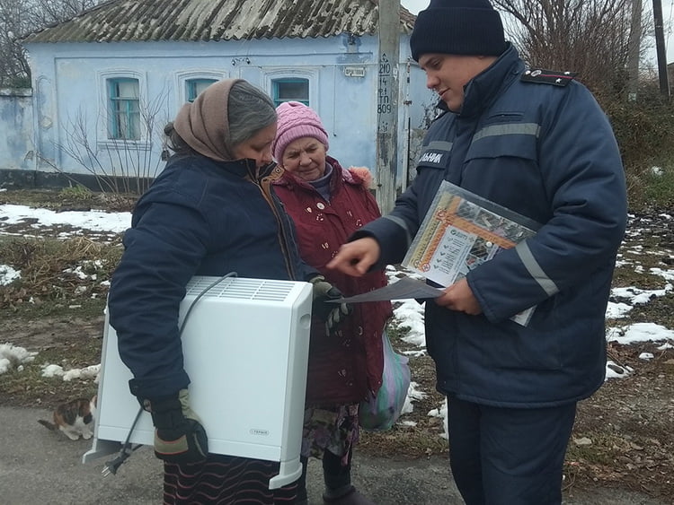 рейд пожарных в Корабельном районе