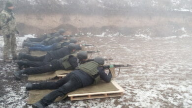 Стріляли та кидали гранати чиновники з адміністрації Корабельного району, але без голови (Фото) | Корабелов.ИНФО image 2