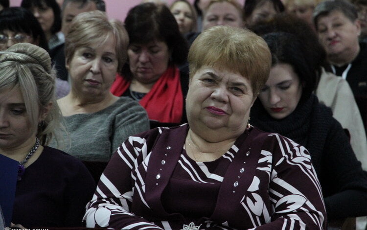 Комплекти LEGO та меблі для учнів, додаткові гроші на з/п вчителям... Освітяни в Миколаєві підбили підсумки роботи за 2018 р. | Корабелов.ИНФО image 2