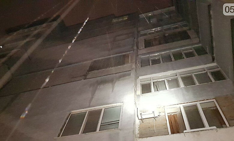 Из окна квартиры многоэтажного дома в Николаеве выпрыгнула девушка (18+) | Корабелов.ИНФО image 1