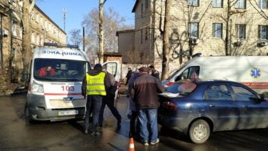 "Не пропустила": в Николаеве столкнулись "скорая" и учебный "Ланос" | Корабелов.ИНФО image 1