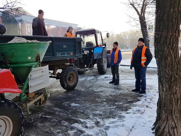 песок для посыпки тротуаров