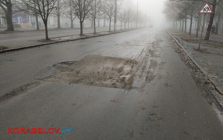 "Такие ямы на проспекте недопустимы!" - житель Корабельного района пристыдил местную власть | Корабелов.ИНФО image 1