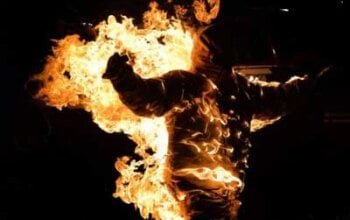 «Снимали на телефоны и хохотали»: в России парни сожгли школьника заживо | Корабелов.ИНФО