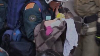 В Магнитогорске из-под завалов взорвавшегося дома спасли 11-месячного ребенка (видео) | Корабелов.ИНФО