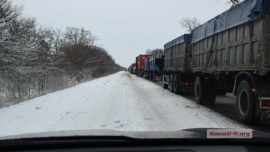 Дорога из Николаева в Одессу: гололед, «снежная каша», множество ДТП. ВИДЕО | Корабелов.ИНФО