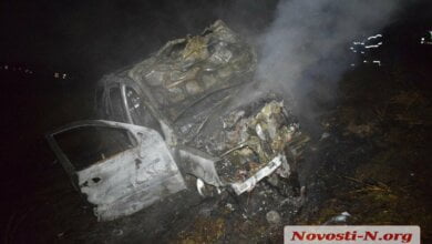 Масштабное ДТП под Николаевом: сгоревший автомобиль, двое пострадавших, трасса заблокирована (видео) | Корабелов.ИНФО image 1