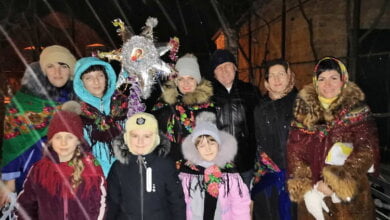 "Миколаїв колядує!", - отець Іван з церкви у Корабельному районі бажає всім сили та здоров'я (ВІДЕО) | Корабелов.ИНФО