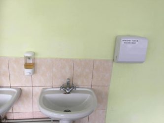 "Директор встречает детей на крыльце, на каждом этаже - зоны отдыха..." - все рады изменениям в школе Корабельного района | Корабелов.ИНФО image 3