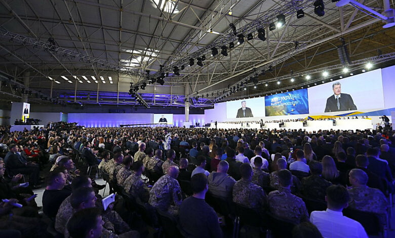 «Конечно, нам нужен мир с Россией. Холодный, но мир», - Президент Украины Петр Порошенко | Корабелов.ИНФО