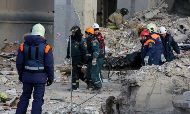 "Взрыв дома в Магнитогорске был терактом", - СМИ. Погибли более 20 человек | Корабелов.ИНФО