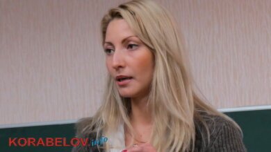 "Зарабатывать на здоровье детей?" - родители в Корабельном районе возмущены платными спектаклями вместо уроков | Корабелов.ИНФО