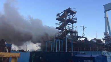 На заводе Новинского в Николаеве горел буксир | Корабелов.ИНФО image 1