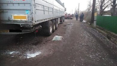 В Николаевской области погиб водитель ВАЗа, который не справился с управлением и врезался в грузовик | Корабелов.ИНФО image 4