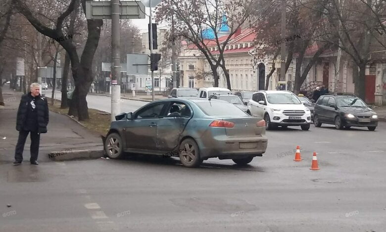 Николаевский депутат-"взяточник" от «Оппоблока» попал в ДТП на  незадекларированном автомобиле | Корабелов.ИНФО