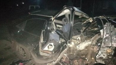 На Николаевщине «Opel» врезался в дерево: водитель погиб, а его пассажирка - в больнице | Корабелов.ИНФО