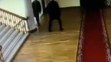 Чиновник послал депутата от Корабельного района "на х...": Ентин объяснил, почему напал на Ермолаева в здании горсовета | Корабелов.ИНФО